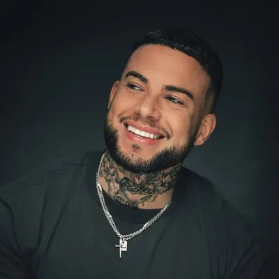 Chris Perry profile