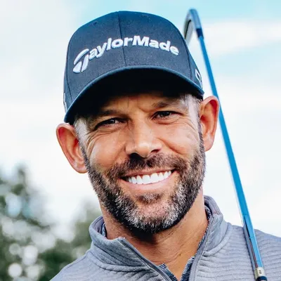 Chris Ryan profile