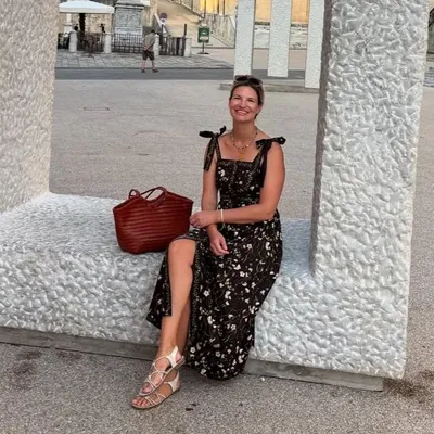 Christina Trapani profile