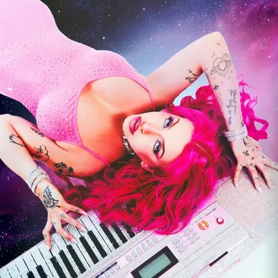 chrissy chlapecka profile