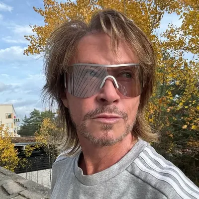 Christer Lindarw profile
