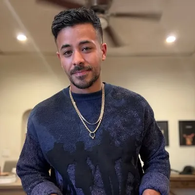 Christian Lee Navarro profile