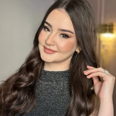 Christina profile