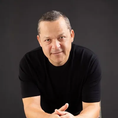 CHRISTOPHER OLAVARRIETA profile
