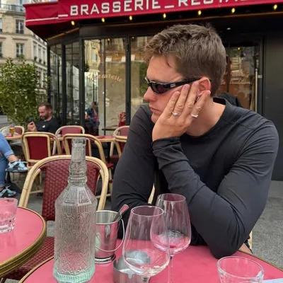 Chris profile