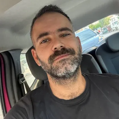 Christos Zachos profile