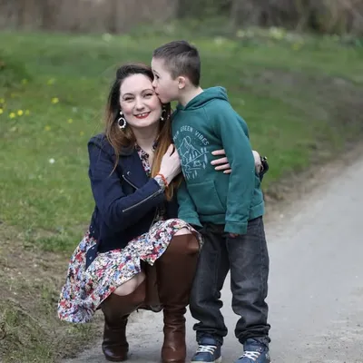 Rachel and family profile