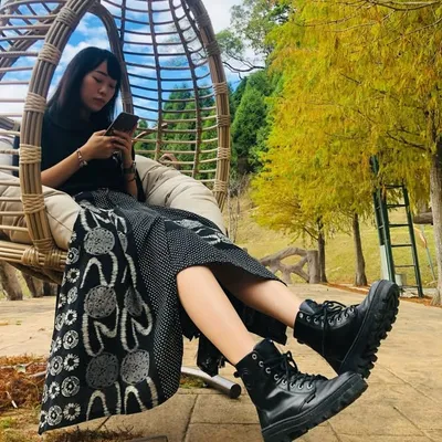 🐷咻咦咦咻🐷 profile