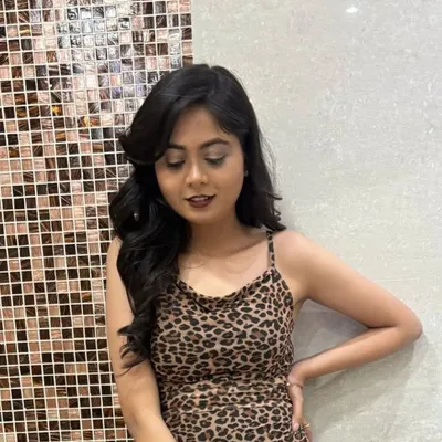 Ayushi Gupta | Artist profile