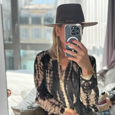 Elodie Van Zele profile