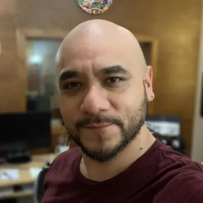 Chuy Nuñez profile
