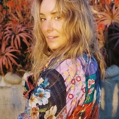 Chynna Phillips Baldwin profile
