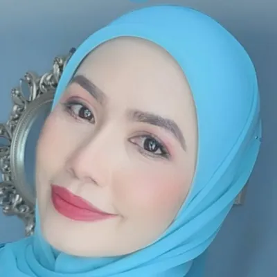 Cikgu Farrah profile