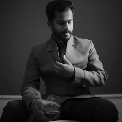 Hiten meghwal ๐ฅ๐๏ธ profile