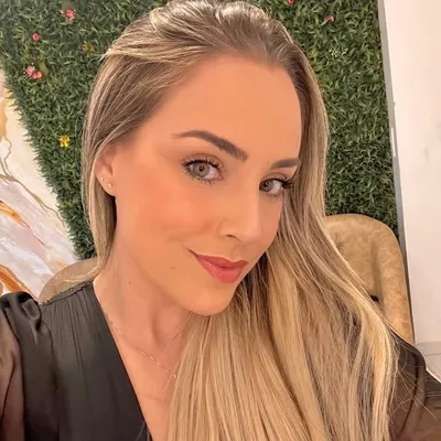 Cinthia Adriely 🦋 profile