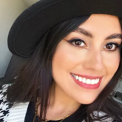 Cinthya Blazek Calderon profile