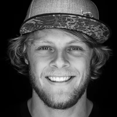 Casper Steinfath profile