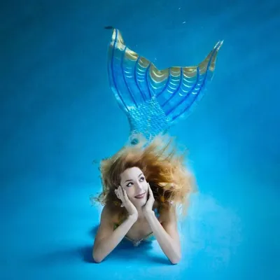 Claire La Sirene profile