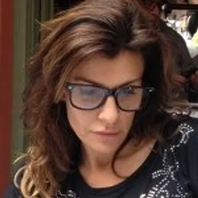 Clara Gil Weinstein profile