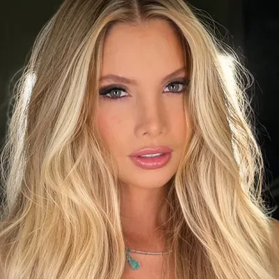Clara Teixeira profile