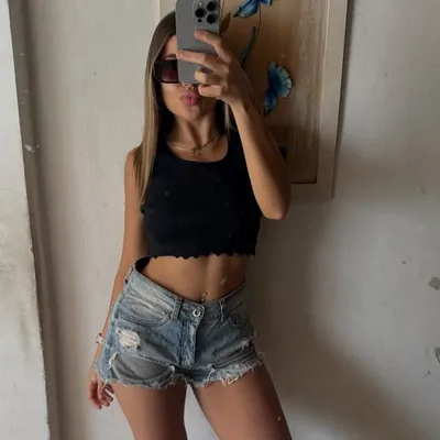 clarisa🍒 profile