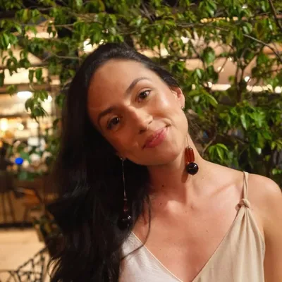 Clara Dias profile