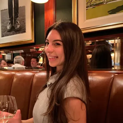 Claudia profile