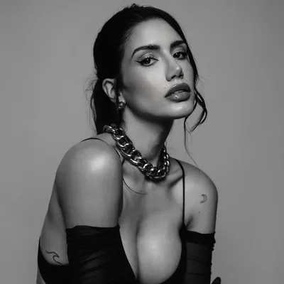 Claudia Coria profile