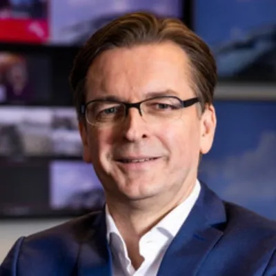 Claus Strunz profile