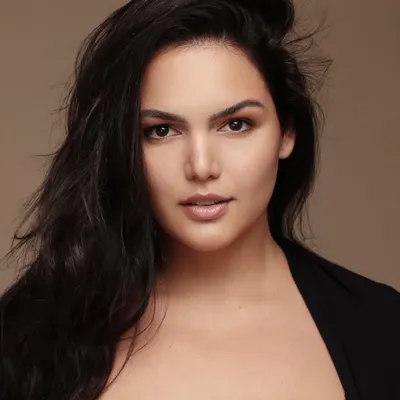 Cléo Fernandes profile