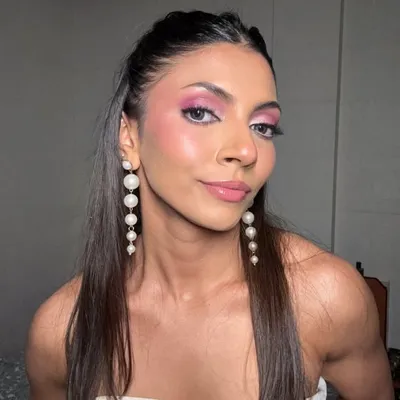 CLIANTHA | Makeup Artist profile