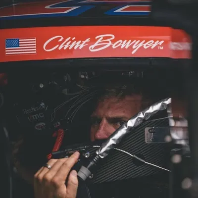 Clint Bowyer profile