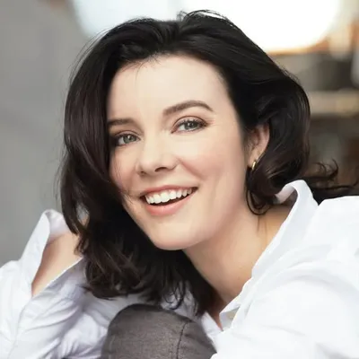 Cherami Leigh profile
