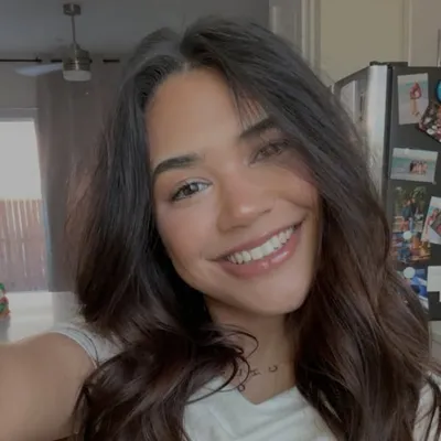 Chloe Garcia profile