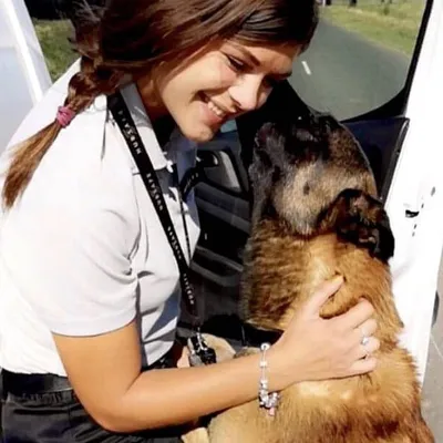 ˙·٠•●🐾 C l α u δ i α 🌷 ●•٠·˙ profile