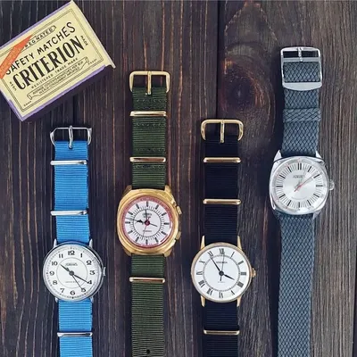Clue Vintage Watch profile