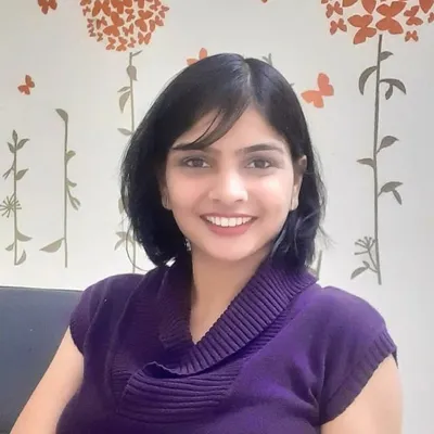 Dr Urmi Thakker profile