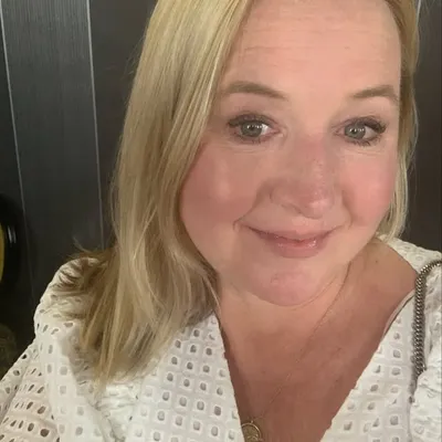 Jo | Stylist profile