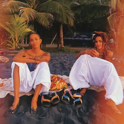 COCO & BREEZY profile