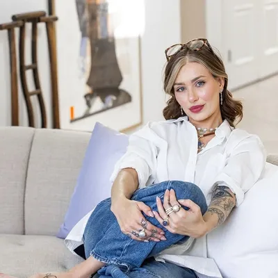 COLBI MAXWELL profile