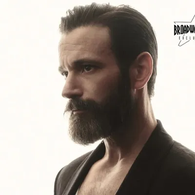 Colin Donnell profile