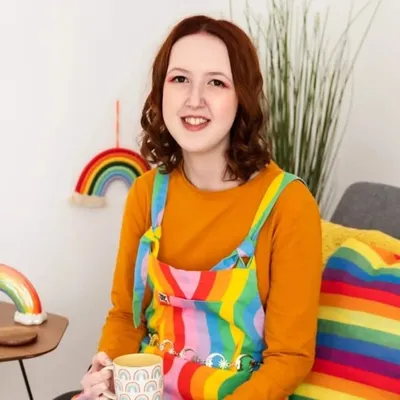 Abby Moorcroft | Chronic Illness & Disability Artwork ๐ profile