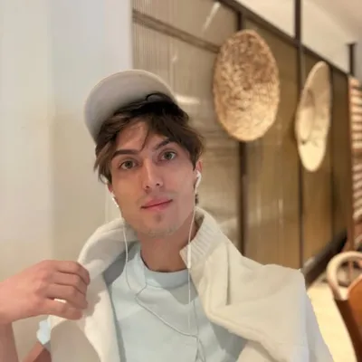 Colton Dickinson profile