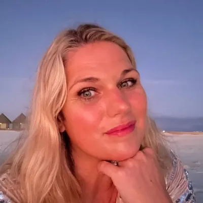 Katie Woods profile