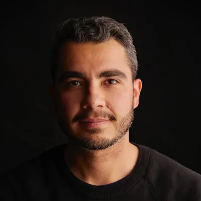 Comer es: by David Egui profile