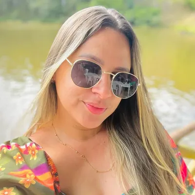 • Maria Dayanne profile
