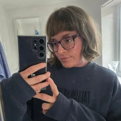 ConsciouslyClairey ๐ profile