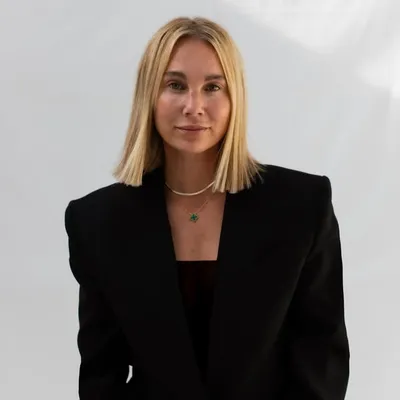 KARIN TEIGL profile