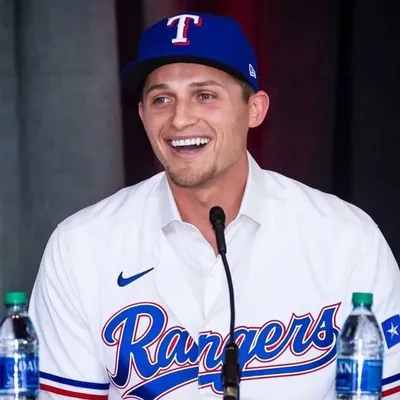 Corey Seager profile