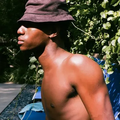 Corin Christian *:・゚✧ profile